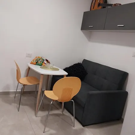 Ferienwohnung שירת דבורה בבני ברק Giv'at Shemu'el Exterior foto