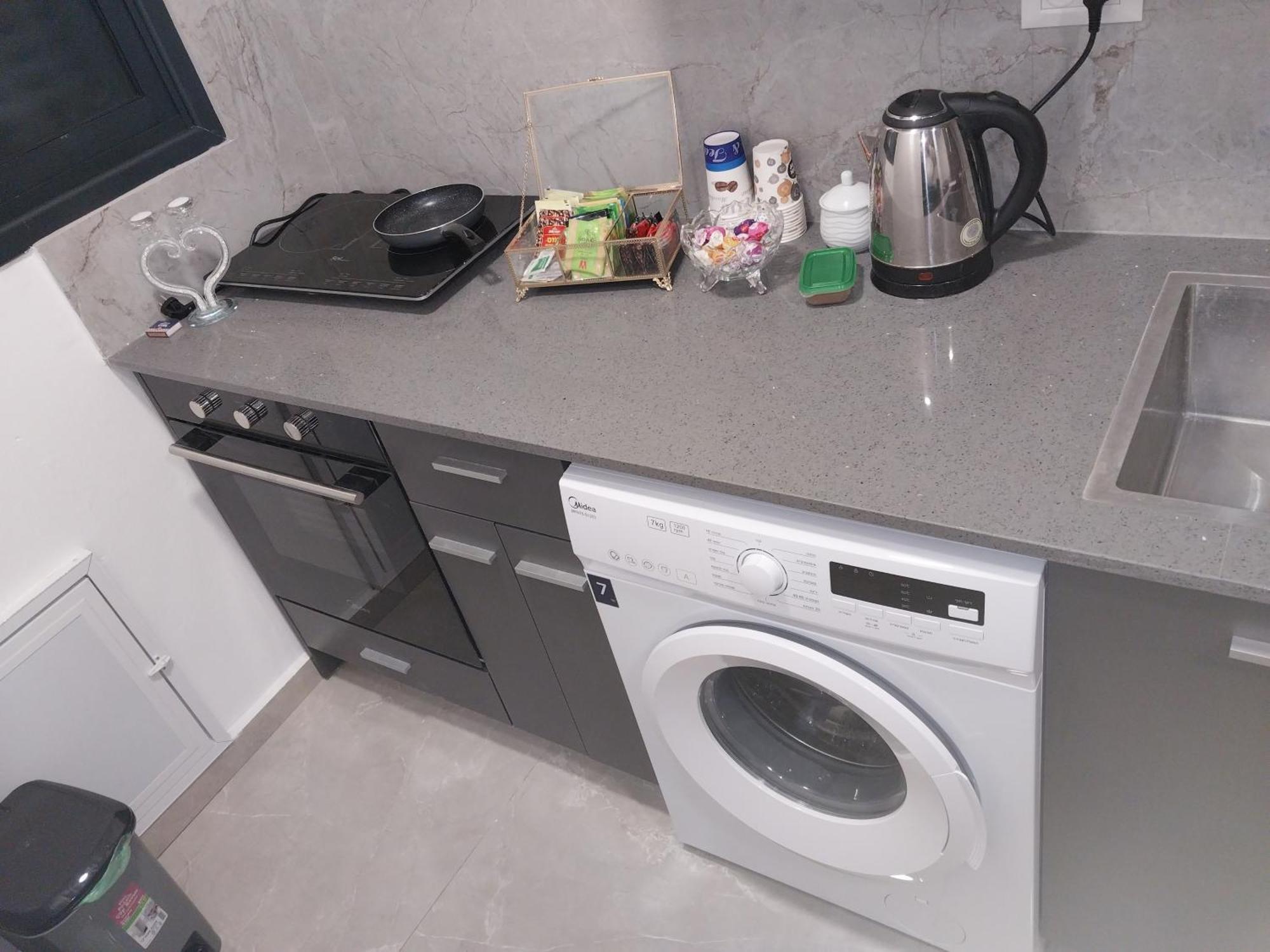Apartment שירת דבורה בבני ברק Giv'at Shemu'el