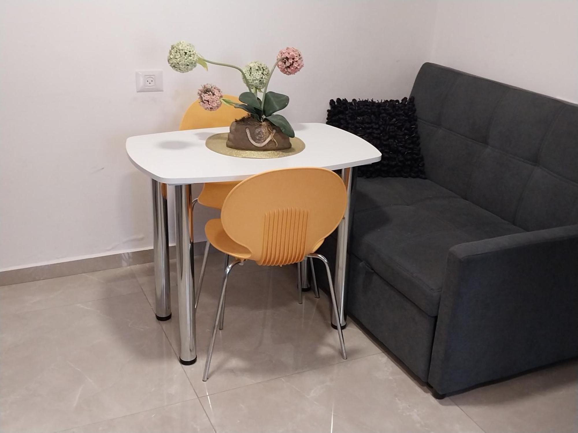 שירת דבורה בבני ברק Apartment