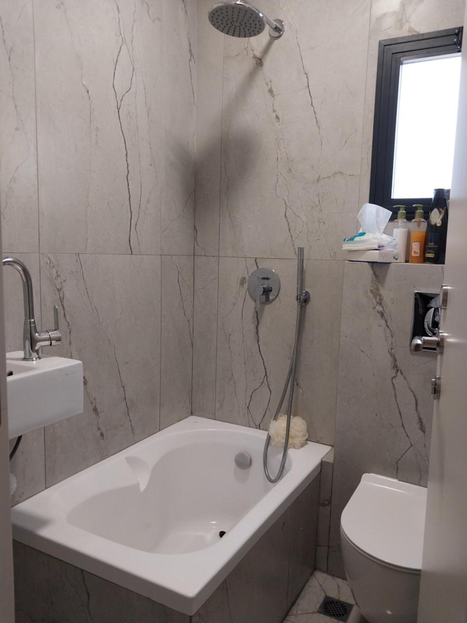 Apartment שירת דבורה בבני ברק Giv'at Shemu'el